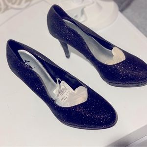 Fioni black sparkle pumps , brand new with tags . Size 7 1/2